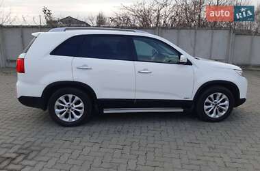Позашляховик / Кросовер Kia Sorento 2014 в 