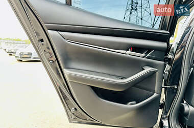 Седан Mazda 3 2023 в 