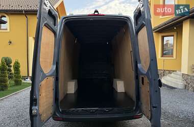 Вантажний фургон Mercedes-Benz Sprinter 2022 в 