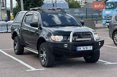 Пикап Mitsubishi L 200 2007 в Житомире
