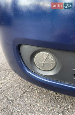 Хэтчбек Opel Corsa 2003 в 