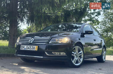 Седан Volkswagen Passat 2013 в Дубні